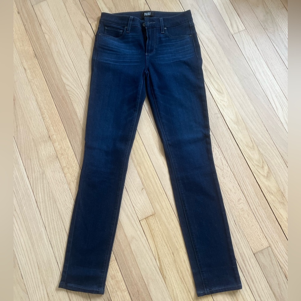Paige Skyline Skinny size 26